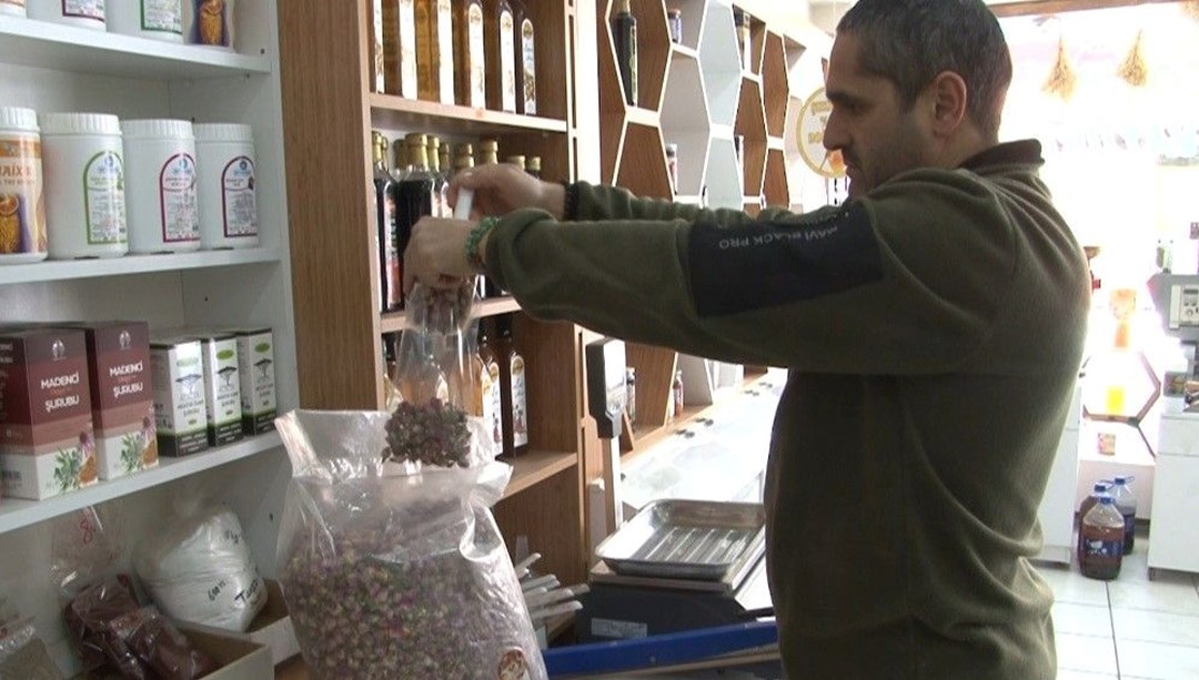 Önerilen: Sahurda susuzluk tüketildiğinde tüketilir ve hazımsızlığı hafifletir - Torrye News son dakika