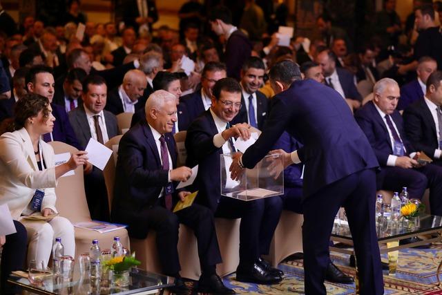 MARMARA BELEDİYELER BİRLİĞİ BAŞKAN SEÇİLDİ (4)