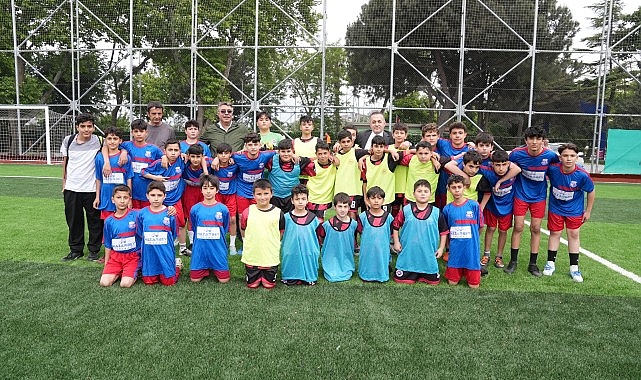 İBB, geçtiğimiz yıllarda profesyonel bir futbol kulübü tarafından kiralanan Balat spor tesisini yenileyerek amatör spor kulüplerinin kullanımına açtı - SPORT