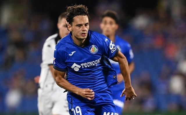 Enes Ünal, Eski Takımına Dönüşüyle Göz Kamaştırdı! Sadece 10 Dakikada Gol Sevinci