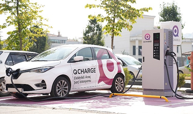 Şarj istasyonunuzu önceden ayırtın, enerjinizi Q Charge - OTOMOTİV ile rezerve edin