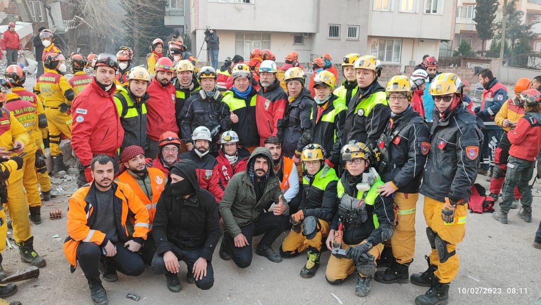 Şehit Akut'un babası babasına dedi: Depremde oradaydı ...